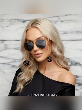 Gucci GG0725S Gold Chain Sunglasses Detachable Black GG Charms NWOT COA & Case